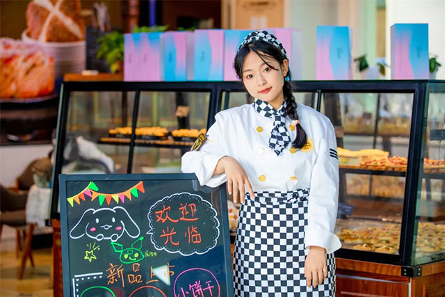 【建议收藏】2024年女生必看！做这些工作，工资高还稳定！