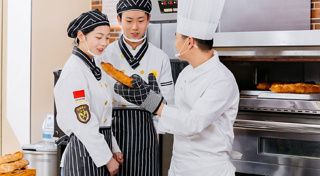 低学历找工作难？不如选择“它”