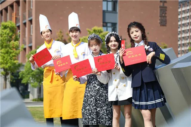 【职业教育大有可为】临沂新东方烹饪学校开启职教之门，成就学子技能梦想！