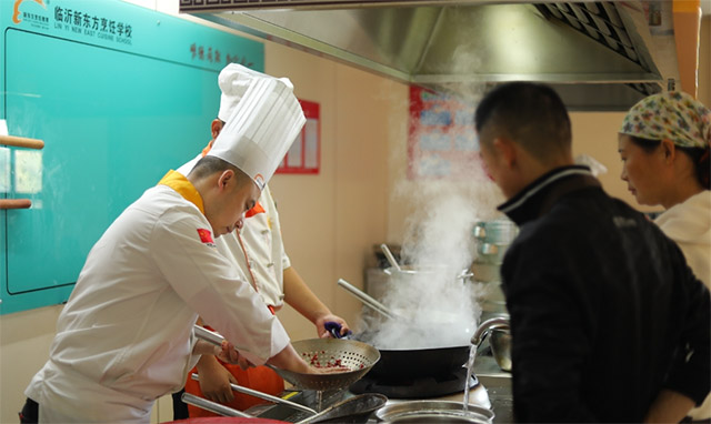 【创业指南】秋冬消费旺季来临，选择临沂新东方，创业当老板其实很简单！