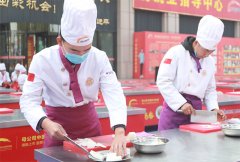 明明可以直接去酒店学厨，为什么还要在新东方烹饪学校学上三年?