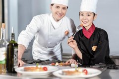 厨师行业与其它行业相比有什么优势？