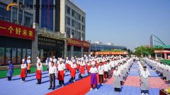 临沂新东方烹饪学校“时光小卖部”开张啦！今天我们贩卖快乐~