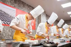 【退伍季】临沂新东方助力退伍军人，从“薪”开始！